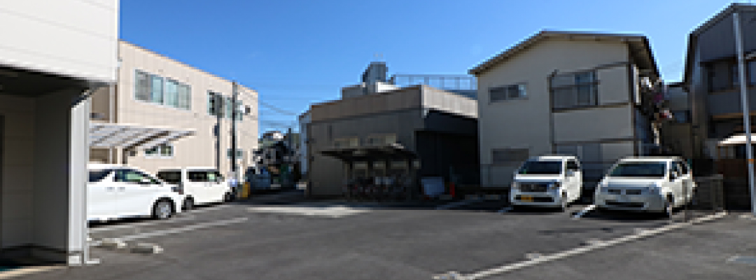 お車でどうぞ♪